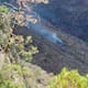 Incendio forestal en Álamos está controlado al 90%: 55 personas trabajan para sofocar el fuego en El Chiviro