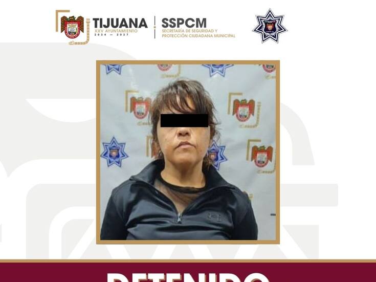 Aseguran a mujer armada tras intento de robo