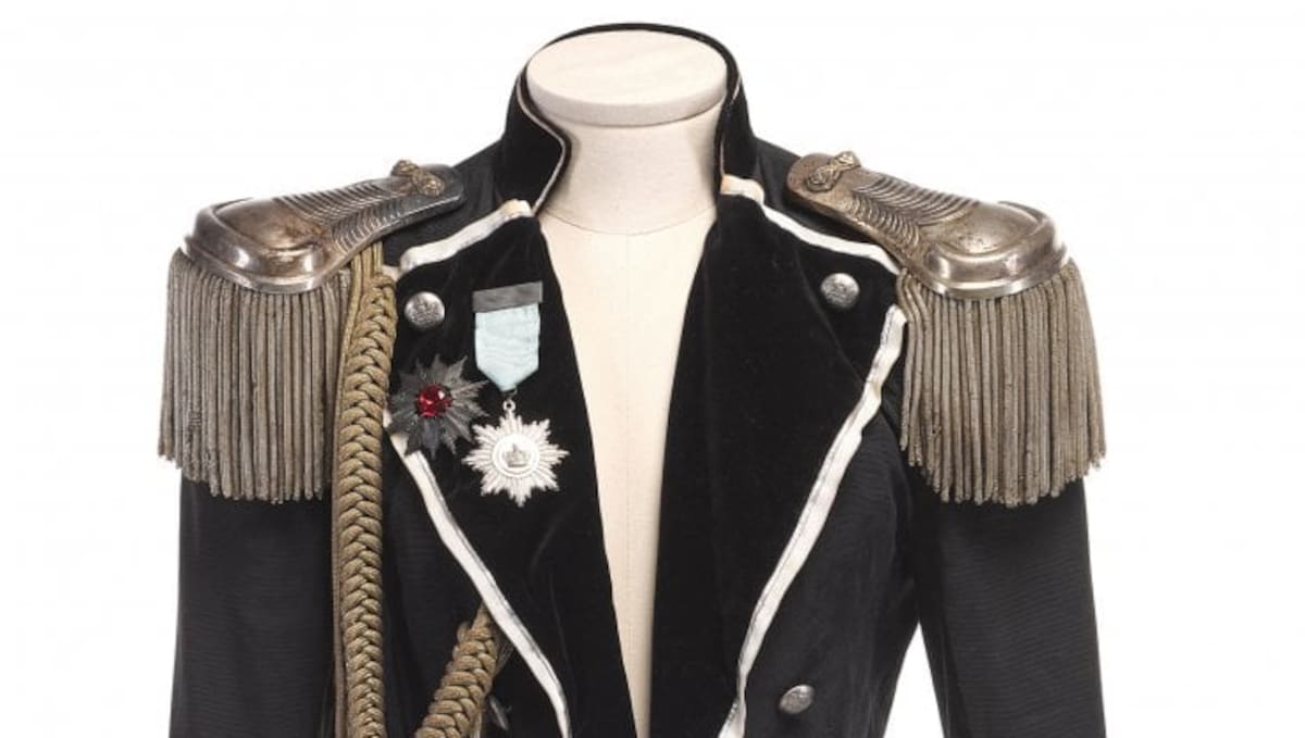 Chaqueta militar de Freddie Mercury diseñada para su cumpleaños 39