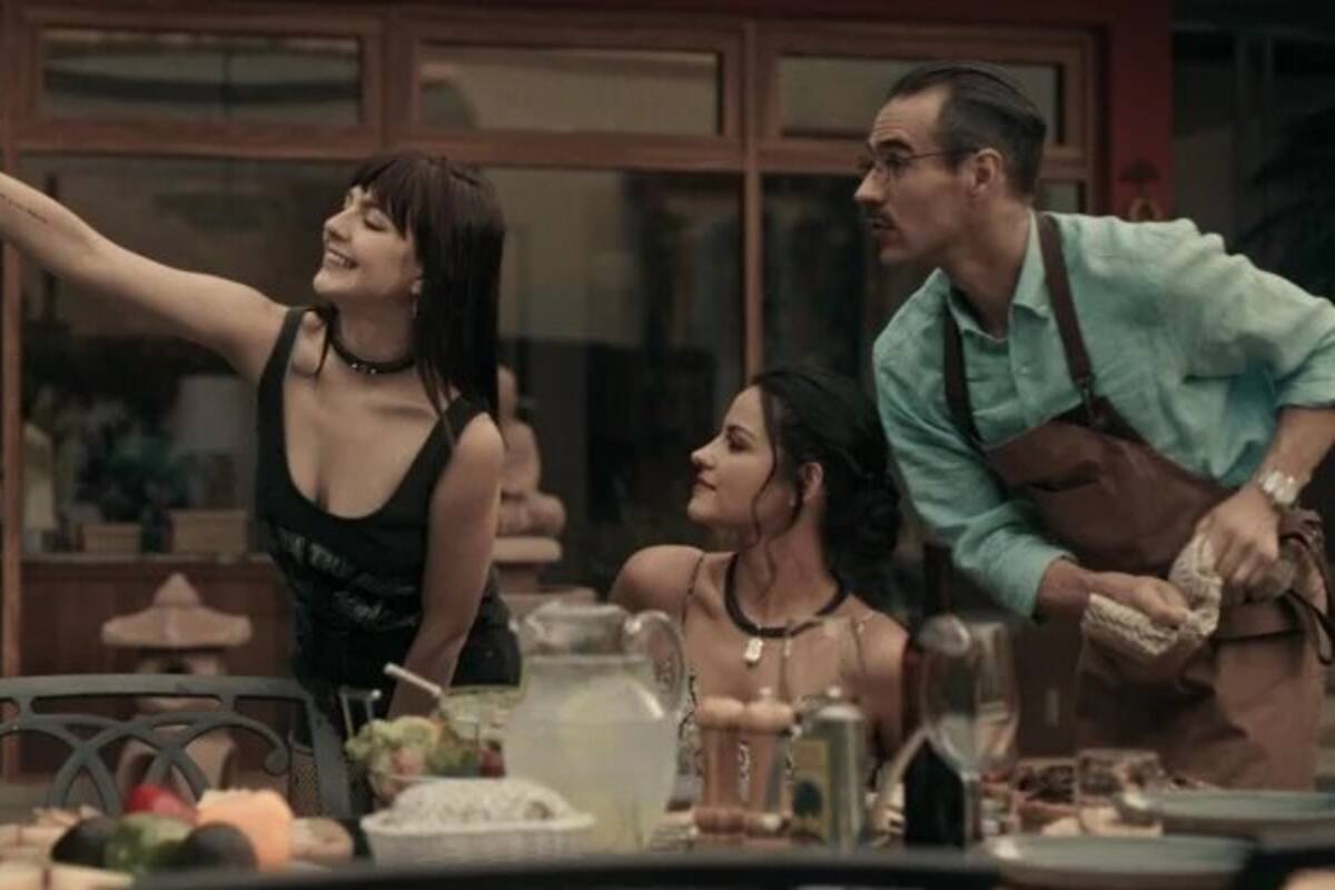 Regina Pavón confiesa que fue un reto darle vida a una mujer LGBT+