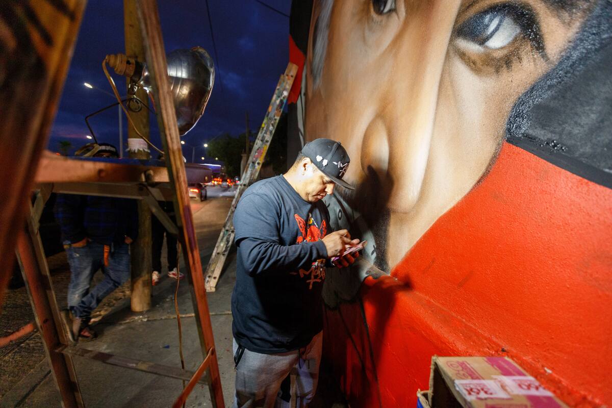 Realizan mural de "Chente" en Tijuana