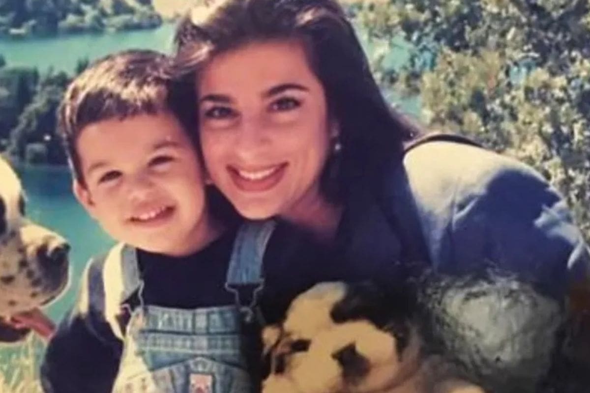 Emiliano Aguilar anticipa posible dueto con su madre, Carmen Treviño