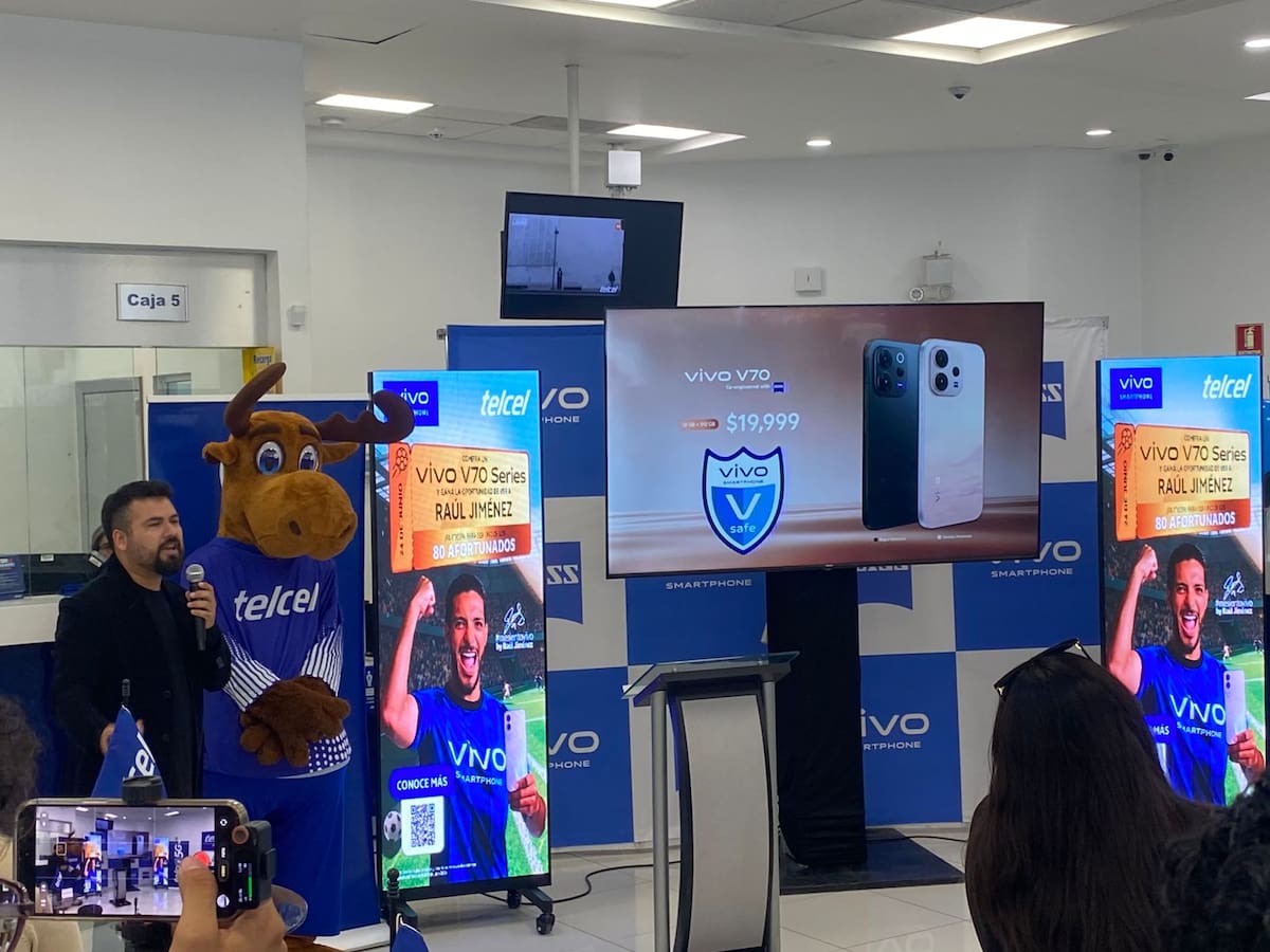 Con precios de 19 mil 999 y 12 mil 999 pesos, los dispositivos destacan por su capacidad fotográfica y batería de alto rendimiento. Foto: Emmanuel Castañeda