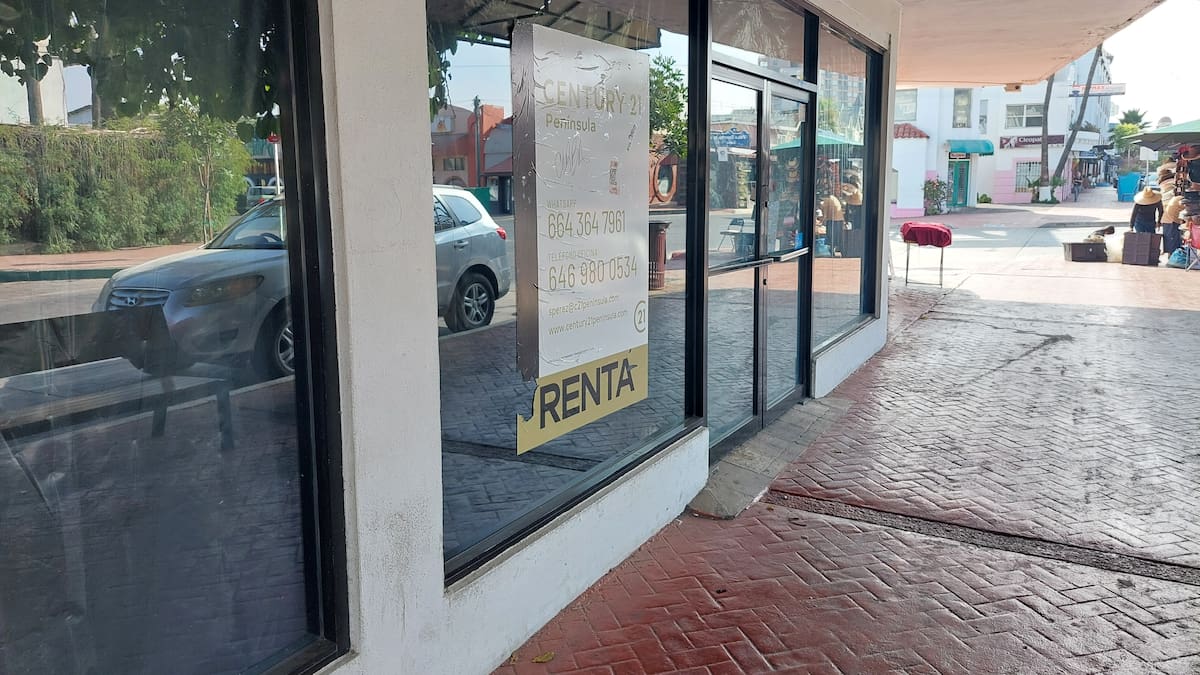 Cerraron alrededor de 20 negocios en Ensenada