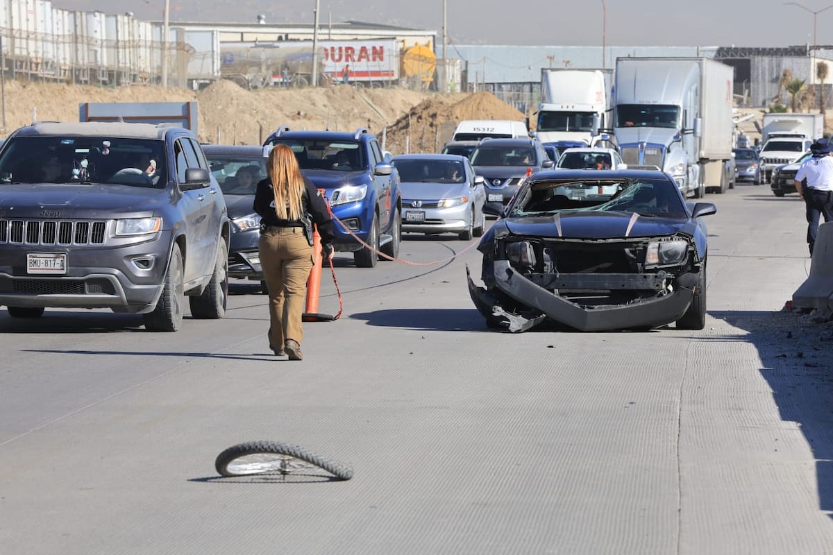 Muere hombre y mujer queda grave tras ser atropellados por conductor en la Vía Rápida