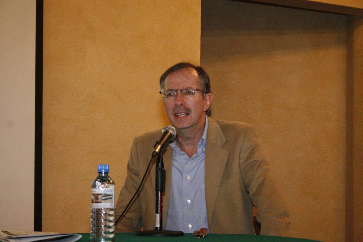 José Antonio Crespo dice que los blancos son más educados