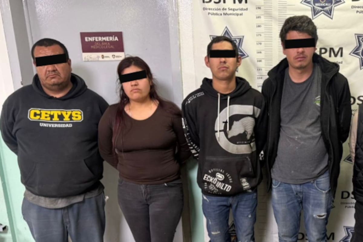 Detienen a cinco en plena borrachera por disparar con una pistola