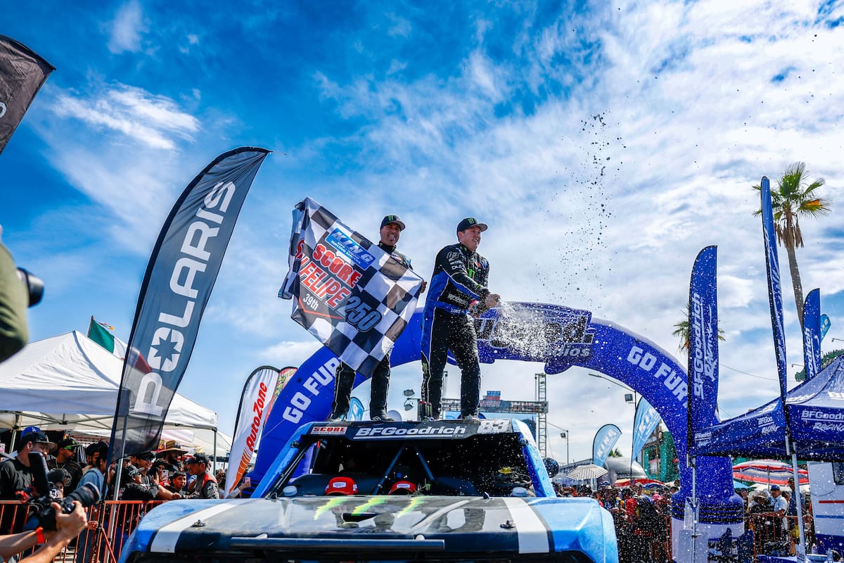 Fuego, Domingo de Ramos, carreras y justicia para Kevin: la semana en imágenes