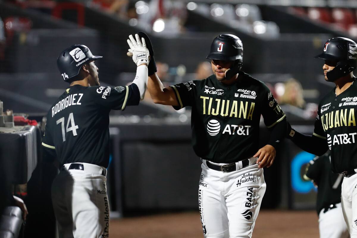 Gana Toros con histórico batazo de Lake