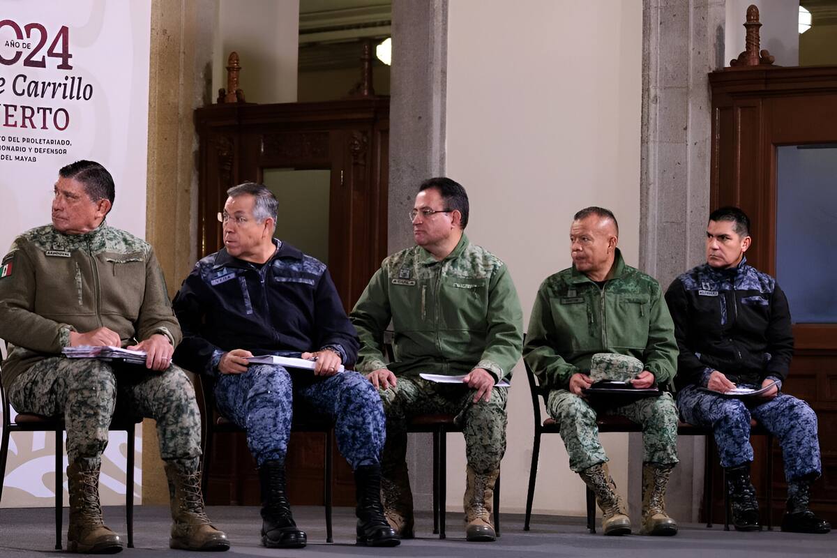 AMLO destaca labor de las Fuerzas Armadas