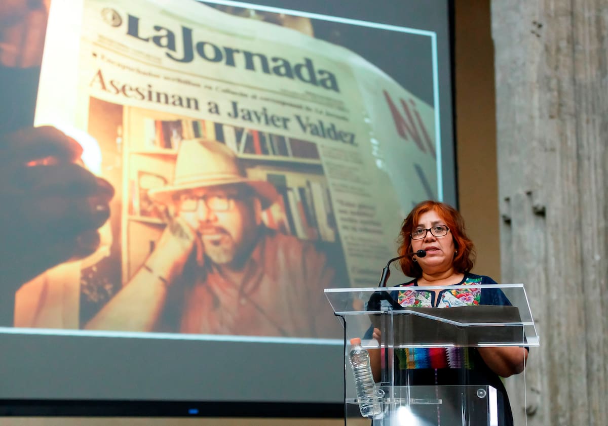 Griselda Triana, viuda del periodista Javier Valdéz, asesinado el 15 de mayo de 2017 en Sinaloa, habla durante la presentación del informe anual 2018 de la organización Artículo 19 ""Ante el silencio, ni borrón ni cuenta nueva"", en Ciudad de México. EFE/José Méndez/Archivo