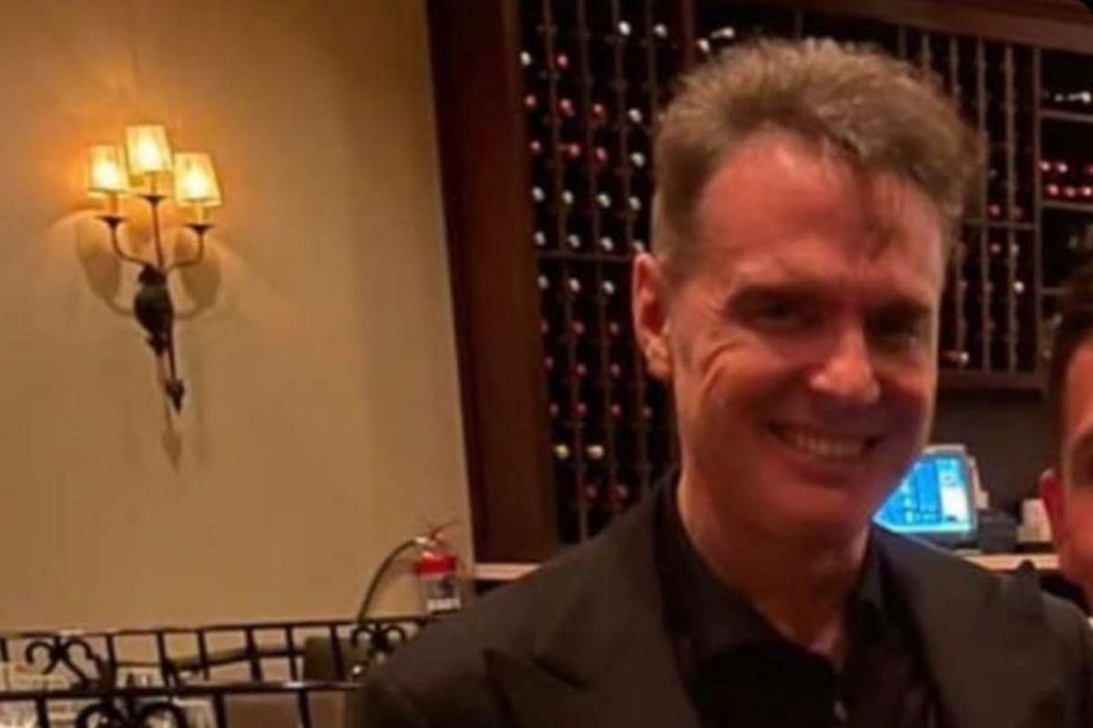 ¡Guapísimo! Reaparece Luis Miguel delgado, sonriente y amable