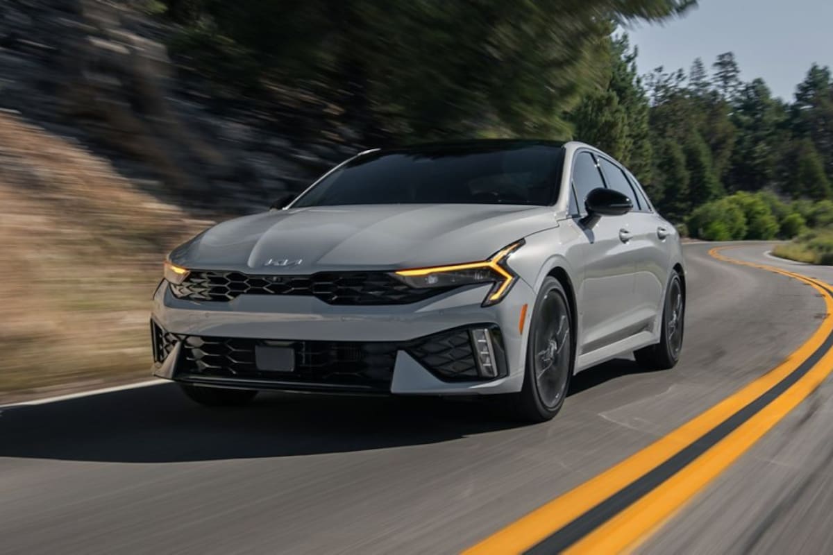 Por riesgo de que los tanques de combustible se derritan, empresa Kia anuncia el retiro de más de 250 mil vehículos tipo sedán K5