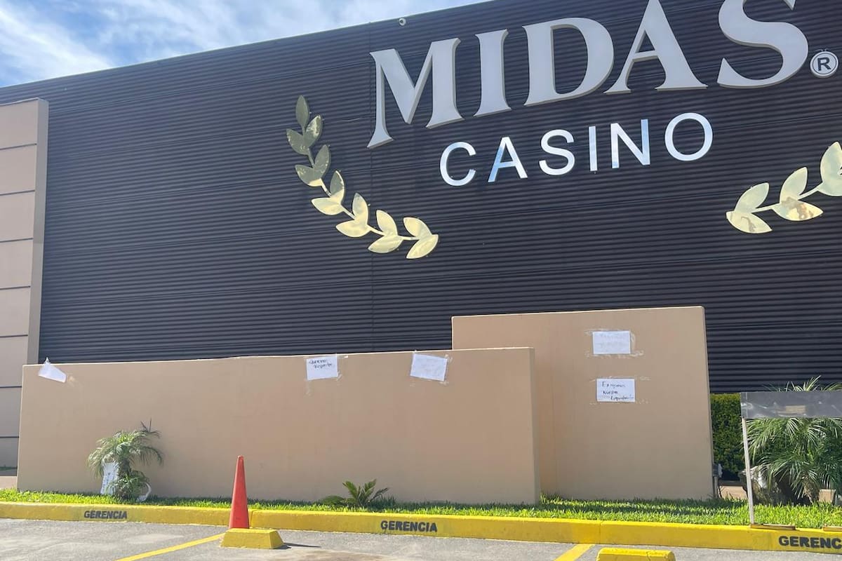 Trabajadores de Casino Midas en Rosarito exigen pago de salarios y prestaciones tras cierre sorpresa