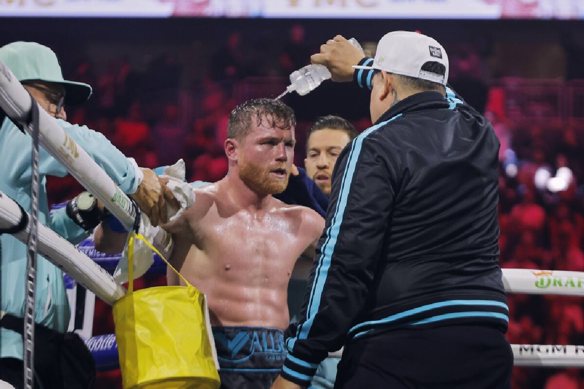 Histórico ex campeón asegura que ‘Canelo’ ya está entre los 5 mejores de la historia de México