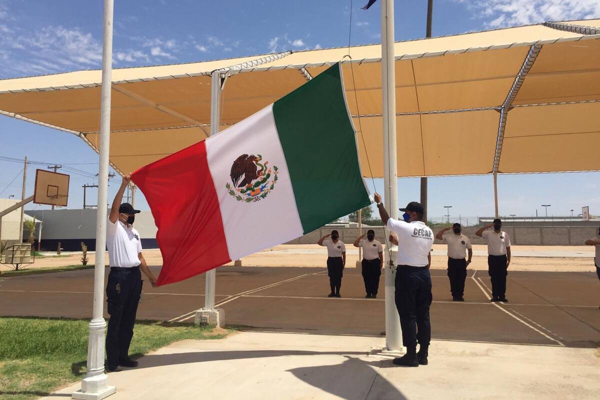 Fallece por Covid jefe policial en SLRC