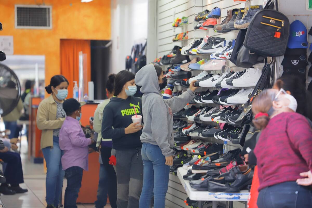 Comerciantes que cerraron durante pandemia regresan a locales del Centro de Hermosillo