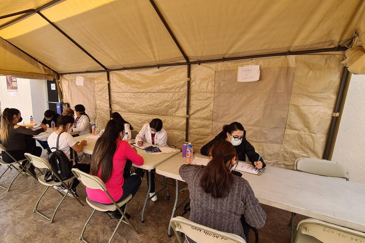 Aplican 2 mil vacunas anti-covid