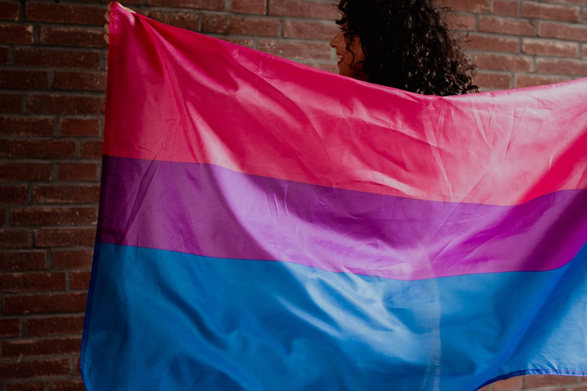 La bisexualidad es una experiencia casi universal en los primates, incluidos los humanos, según nueva investigación