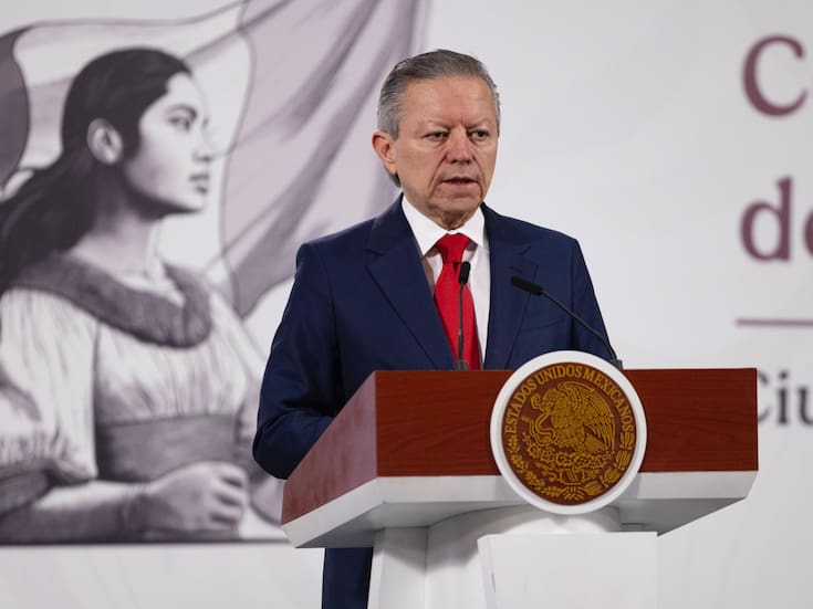 Pide Zaldívar a legisladores que la Ley de Amparo no sea retroactiva