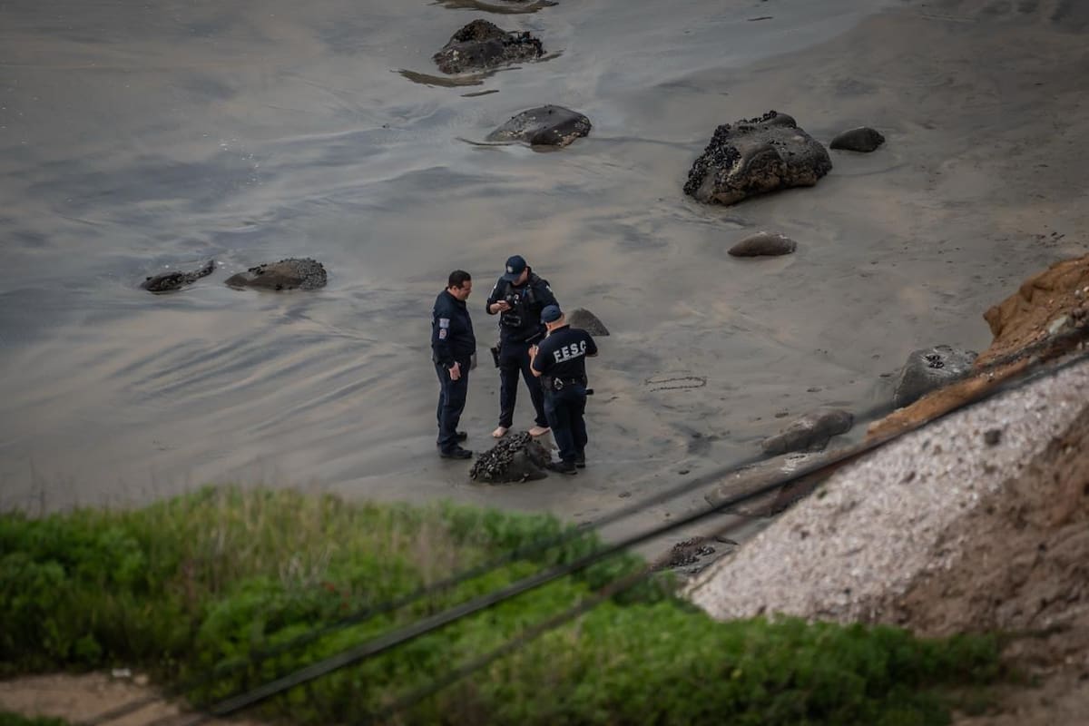 Encuentran cuerpo de joven a la orilla del mar en La Joya, Tijuana–Ensenada