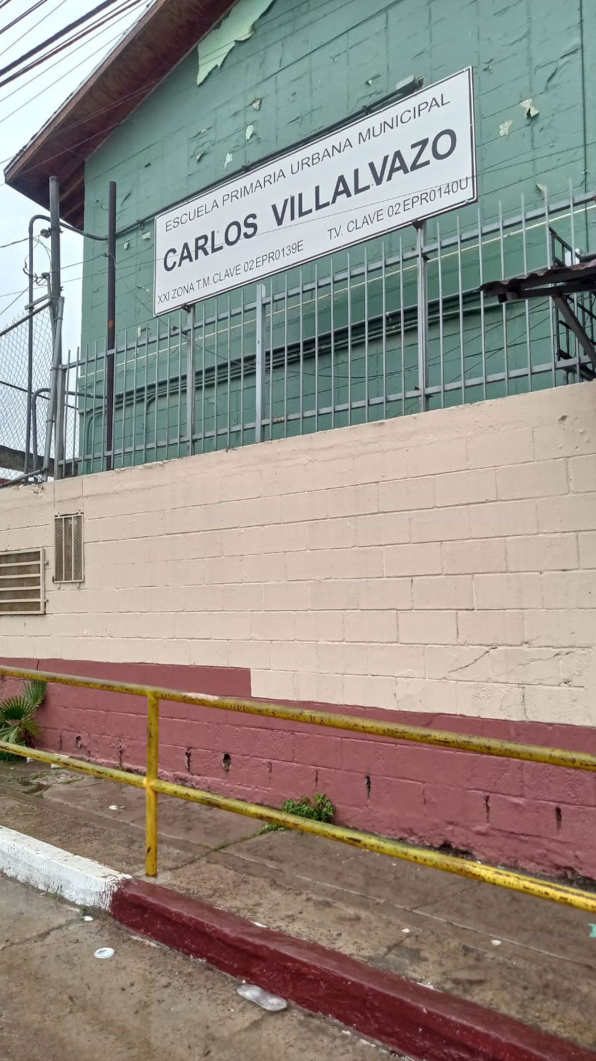 Se realizó un recorrido durante y posterior de las precipitaciones, al interior y en el perímetro de las escuelas.