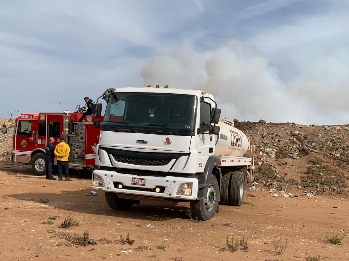 En febrero del año en curso se suscitó un incendio en el mismo basurero que tardó una semana en ser controlado. Foto: Cortesía