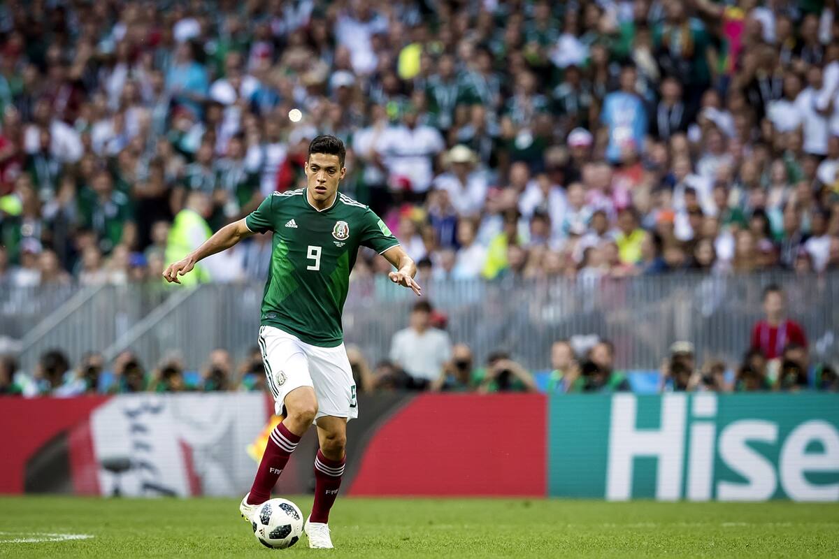 Raúl Jiménez quiere ser el referente del Tricolor: Padre del futbolista