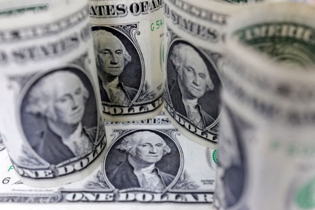 El dolar baja de valor a 17.00 pesos a la venta en casas de cambio locales de Mexicali