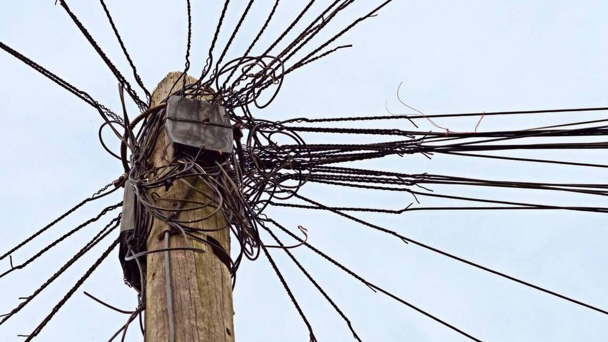 Joven muere electrocutado en zona inundada de Matamoros; investigan presencia de cables de luz expuestos en la vía pública