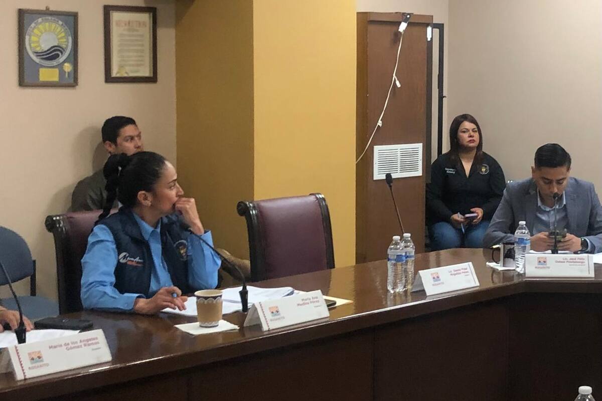 Sigue silla vacía en Cabildo de Rosarito