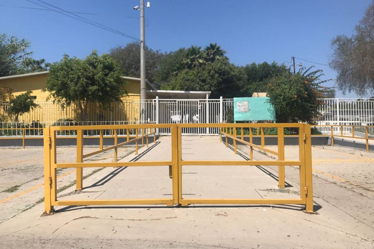 Presentan fallas 4 planteles en Rosarito