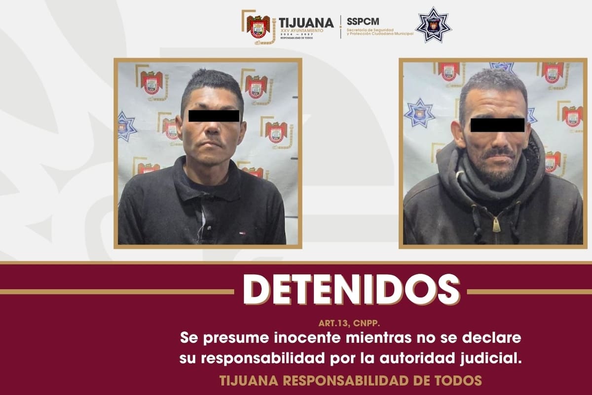 Detienen a dos sujetos por intento de robo en tienda de auto servicio