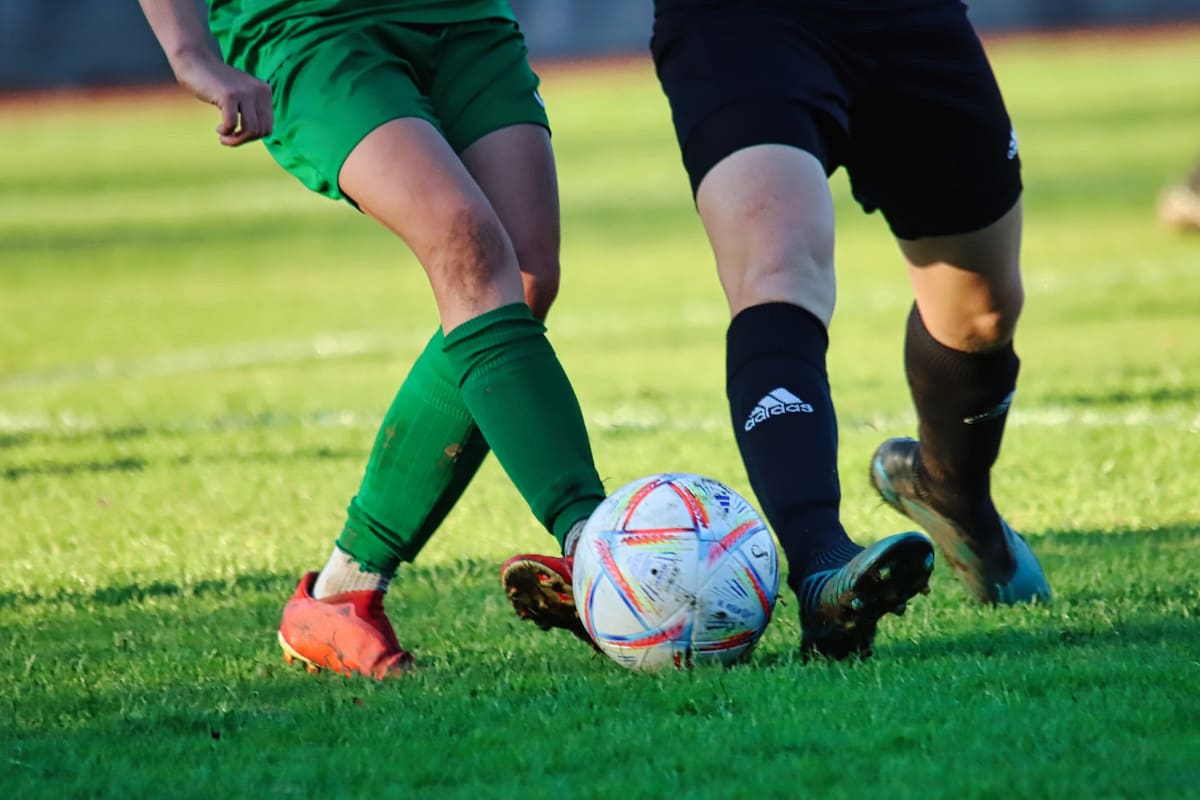 Osteoartritis en futbolistas: cómo afecta la vida después del retiro