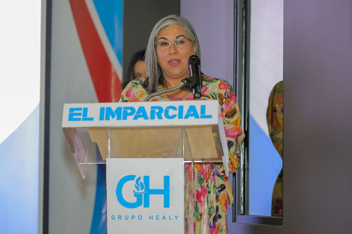 María Luz Sobarzo, gerente Comercial, dirigió el mensaje a nombre del personal de EL IMPARCIAL.