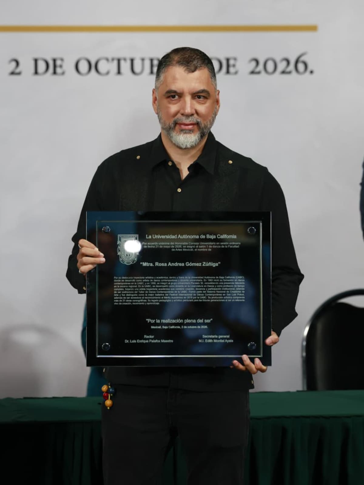 Bailarina, coreógrafa y docente, Rosa Andrea Gómez Zúñiga fue recordada durante el homenaje por su trabajo con generaciones de estudiantes y por su aportación al desarrollo de la danza en Baja California