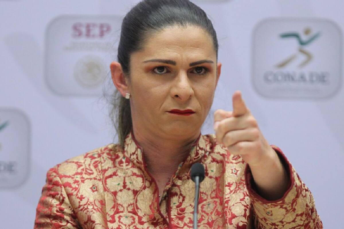 Ana Guevara bajo críticas por comer en restaurante lujoso mientras atletas luchan por becas