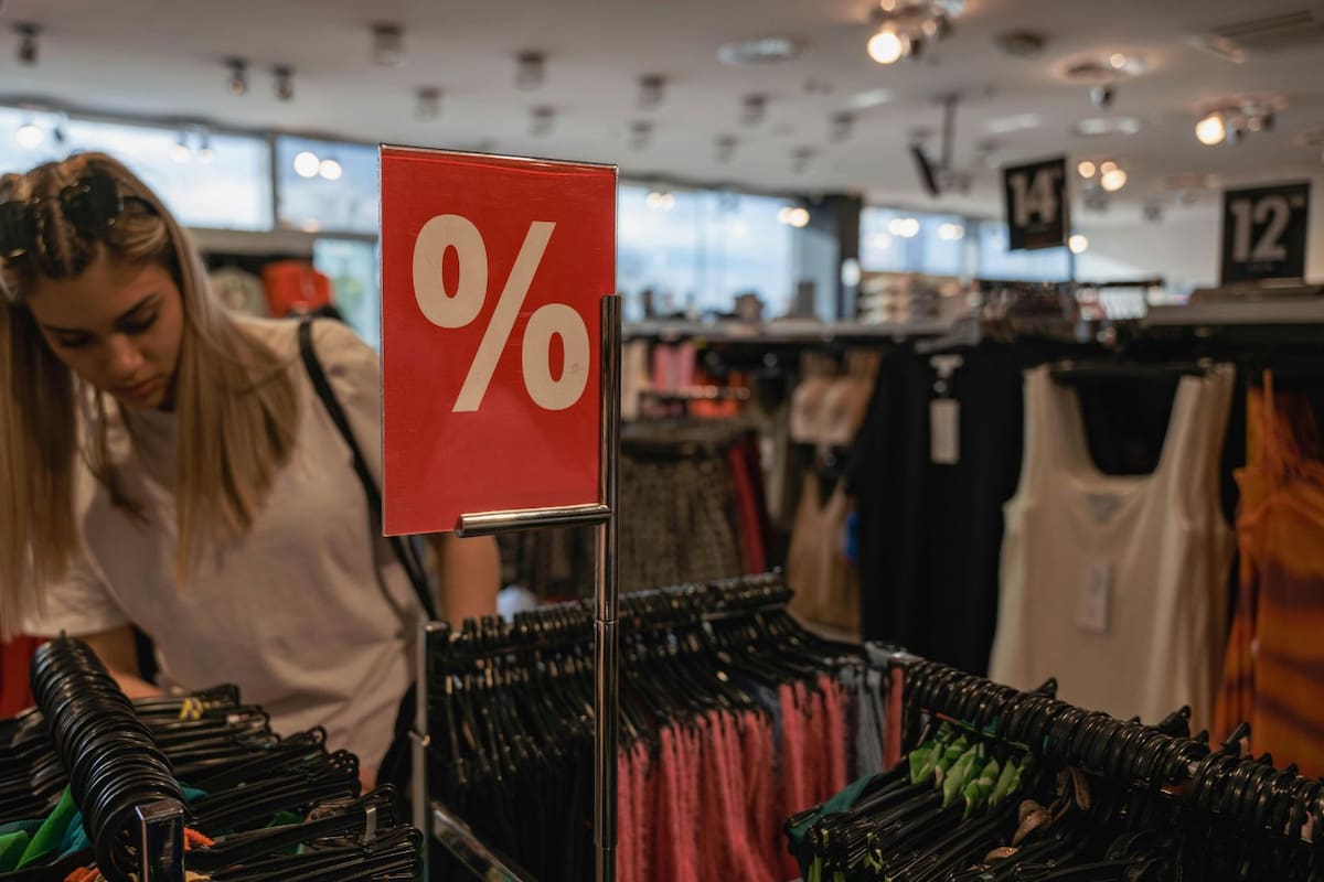 Por qué comprar ropa solo para Navidad y Año Nuevo no es una buena decisión