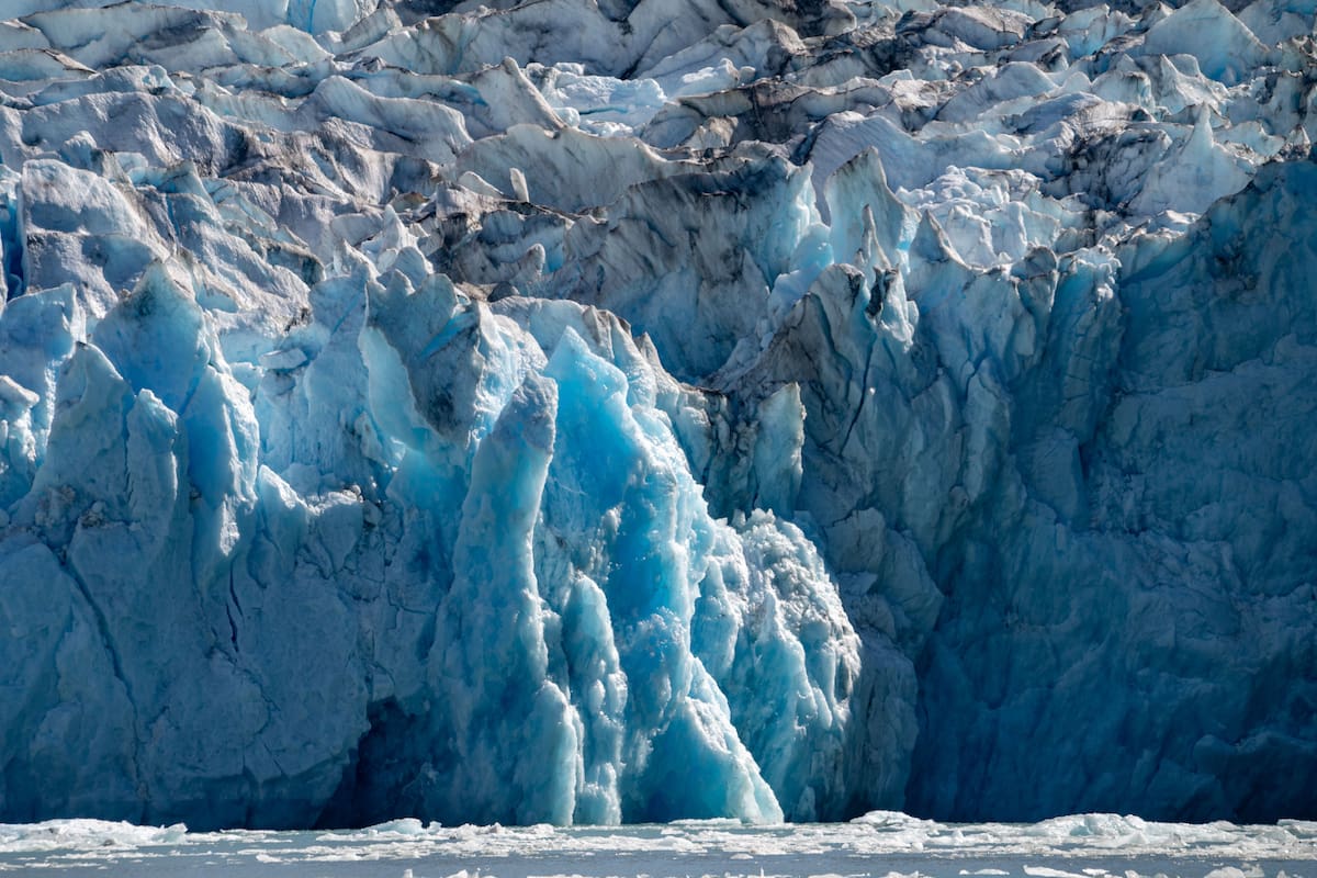 Investigadores reanimaron microbios congelados durante 40 mil años y descubrieron que su actividad puede aumentar las emisiones de gases de efecto invernadero y acelerar el calentamiento del planeta