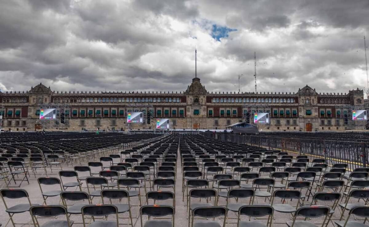Así lucía el Zócalo de la Ciudad de México horas antes del discurso de la presidenta Claudia Sheinbaum Pardo. | Crédito: El Universal