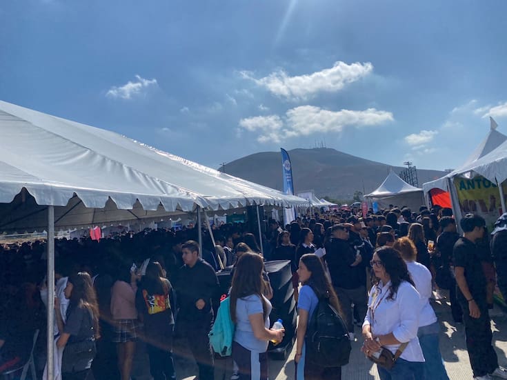 40% de jóvenes bajacalifornianos ingresan a la universidad tras salir de la prepa