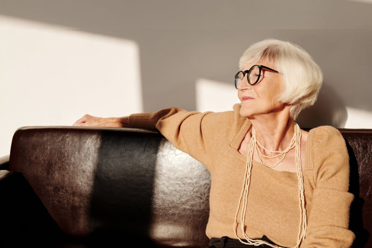 Científicos revelan que a los 70 años la satisfacción con la vida alcanza su punto máximo, ya que en esta etapa las personas tienen más estabilidad emocional, mantienen relaciones cercanas y dedican su tiempo a lo que realmente les importa