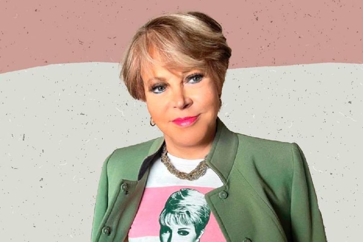 Lolita Ayala: Empleó 6 mil 400 rosas durante 30 años de transmisión de su noticiero