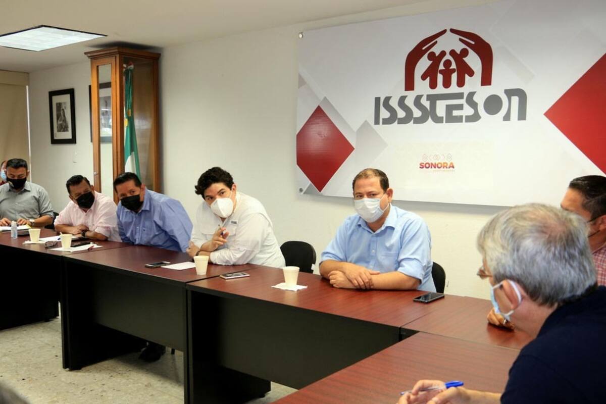 Revisan sindicatos y directiva ruta de rescate para Isssteson