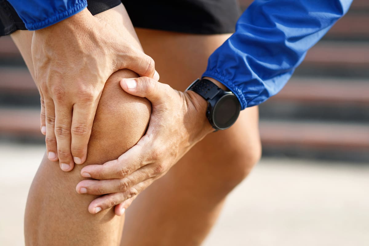 Crujidos en las rodillas: ¿son señal de alerta o algo normal?