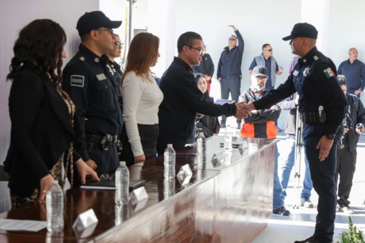 Suman 21 nuevos agentes a la Policía Municipal