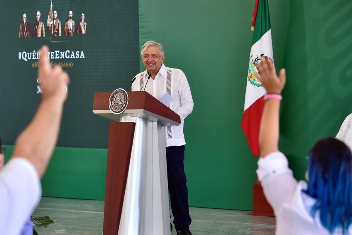 AMLO insiste en que la curva se aplanó tras 50 mil muertes por Covid-19