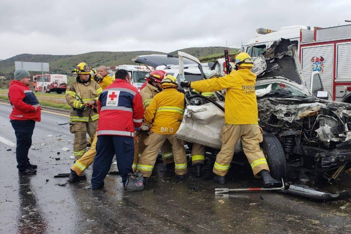 Muere agente de la Guardia Estatal en choque vehicular
