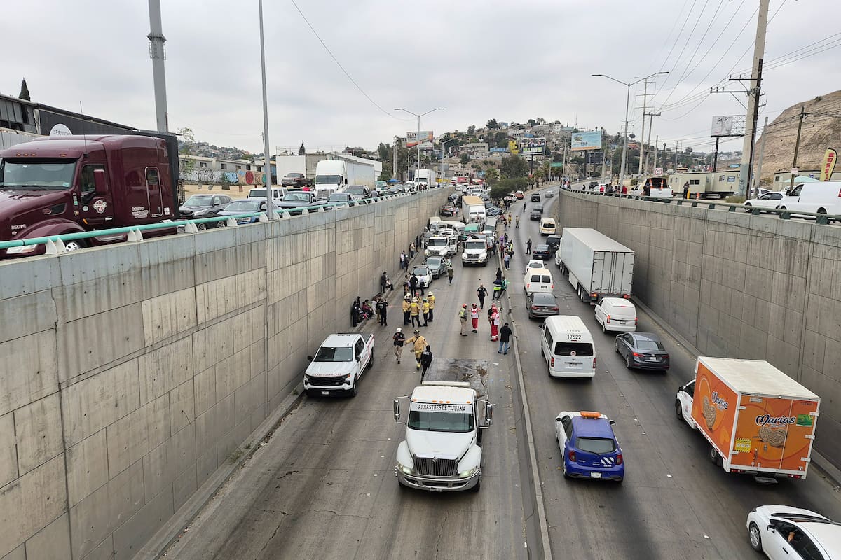Tras choque múltiple en Rosas Magallón, piden promover uso correcto de la rampa de frenado
