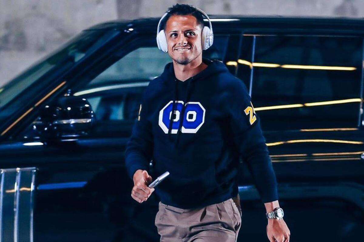 "Chicharito" muestra su lado infantil al proclamarse admirador de Caballeros del Zodiaco